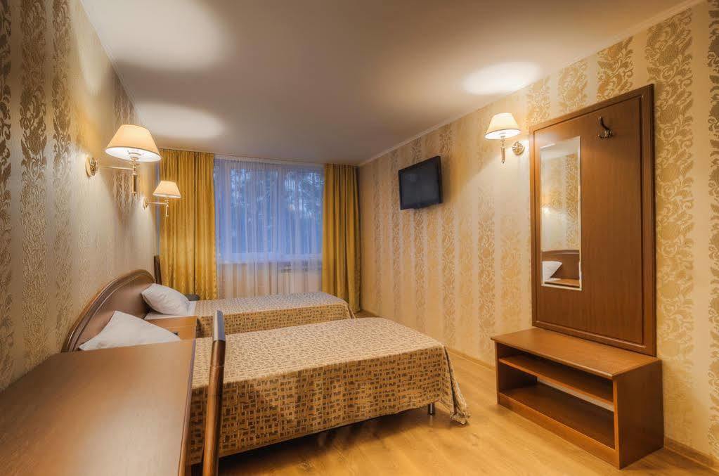 Hotel Mayak Kaliningrad Bagian luar foto