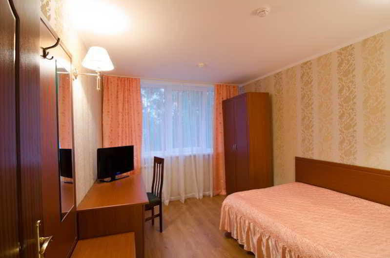 Hotel Mayak Kaliningrad Bagian luar foto